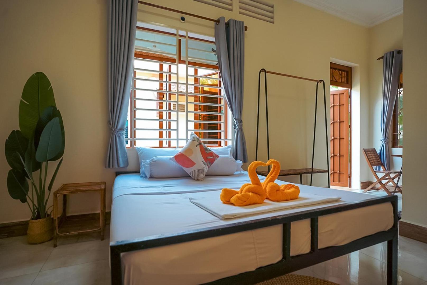 Hostel Karma Traders Kâmpôt Zewnętrze zdjęcie