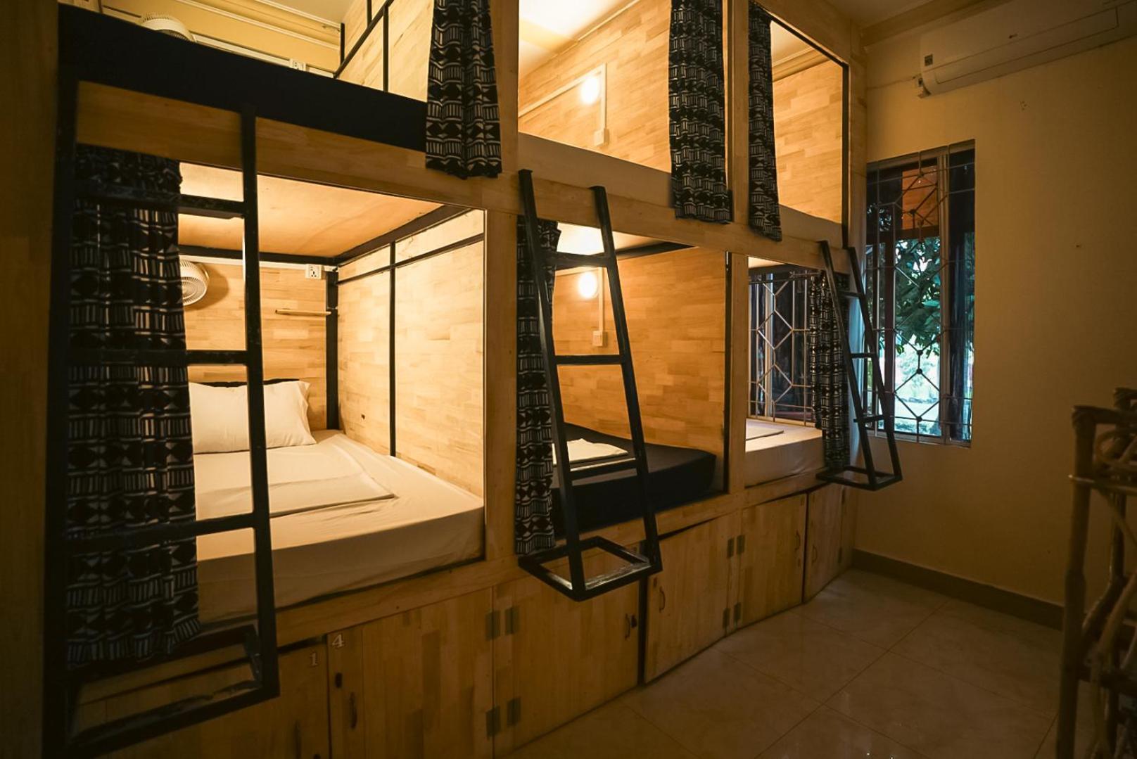 Hostel Karma Traders Kâmpôt Zewnętrze zdjęcie