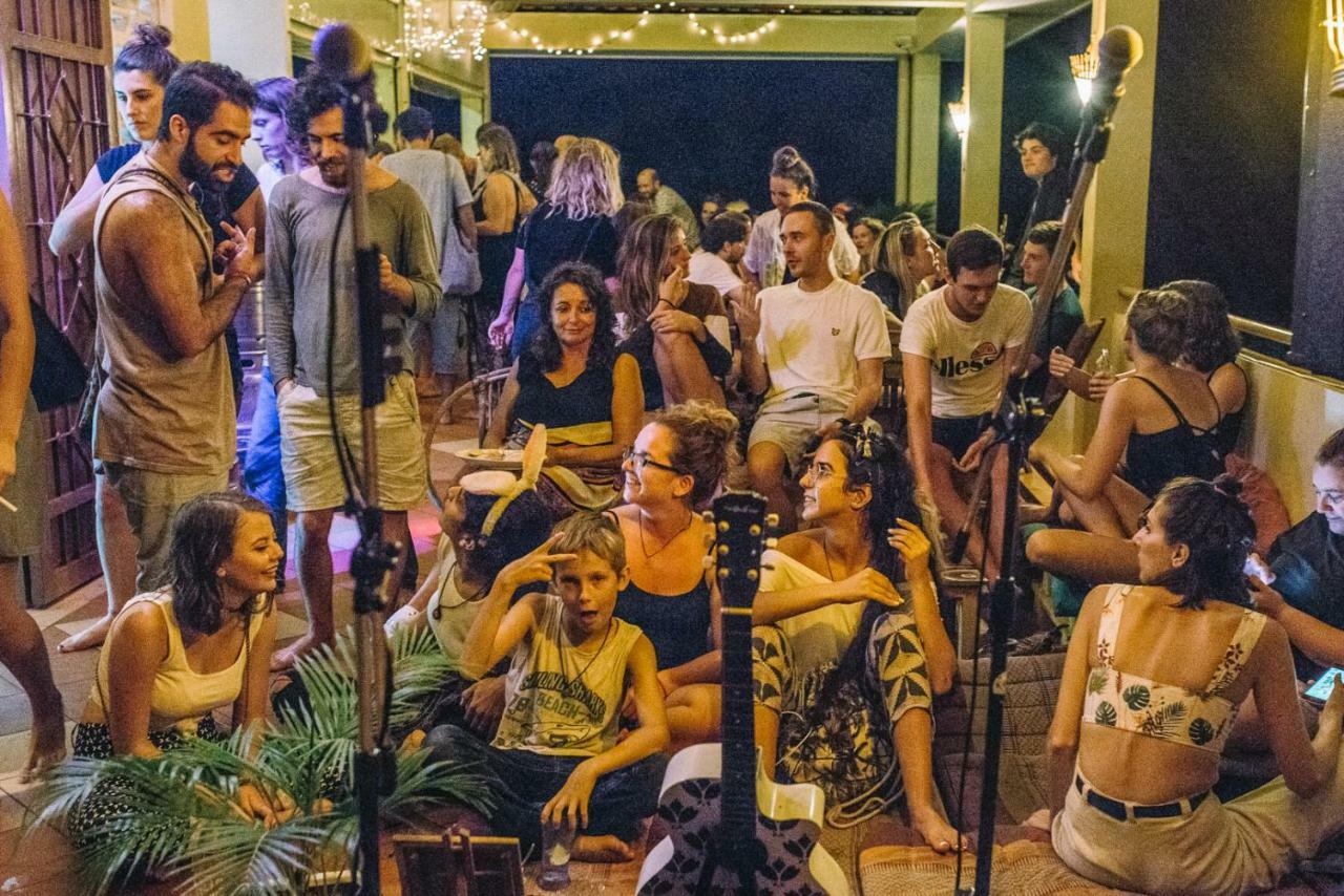 Hostel Karma Traders Kâmpôt Zewnętrze zdjęcie